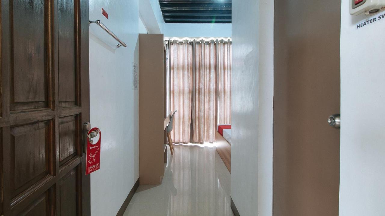 Hotel Reddoorz Near Iloilo International Airport Cabatuan Exterior foto