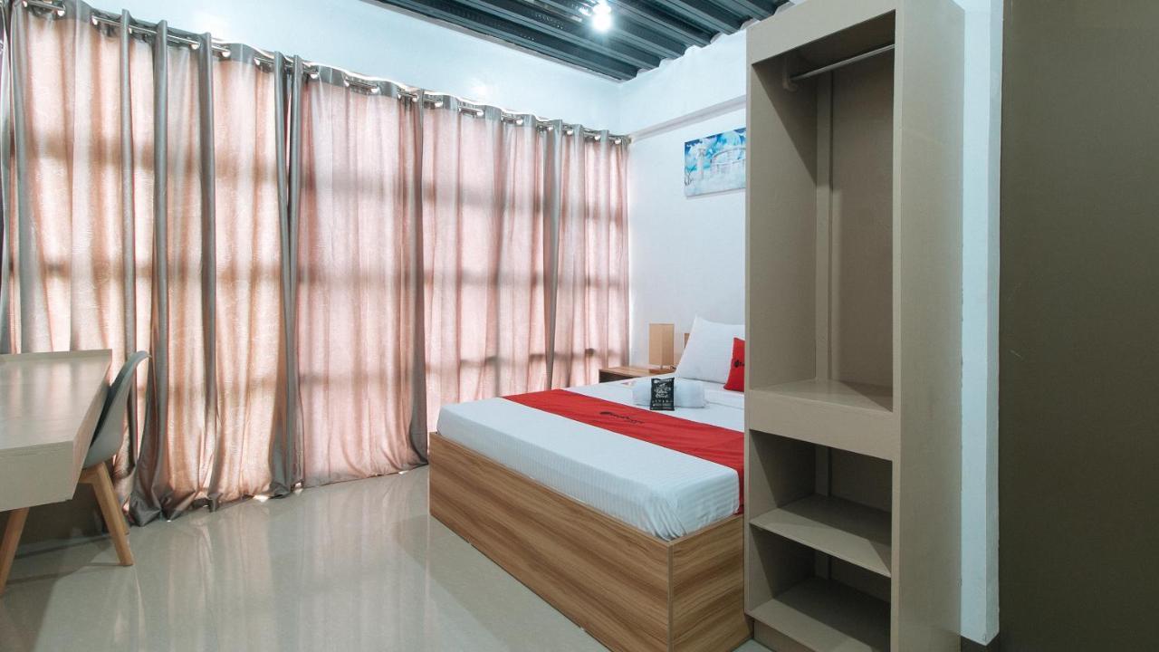 Hotel Reddoorz Near Iloilo International Airport Cabatuan Exterior foto